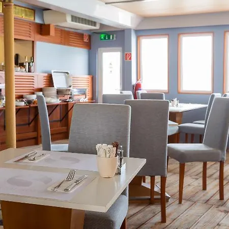 Grand Jules - Boat Botel