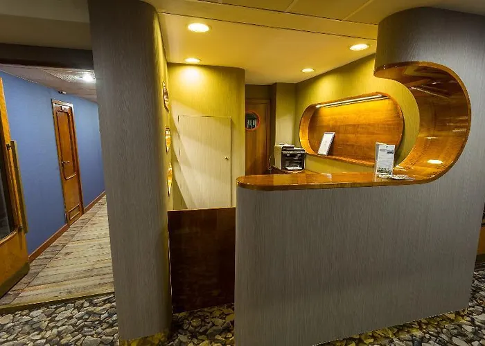 Hotel Grand Jules Boat Boedapest