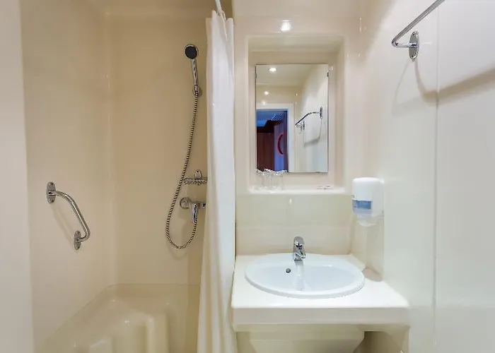 Grand Jules Boat 3*