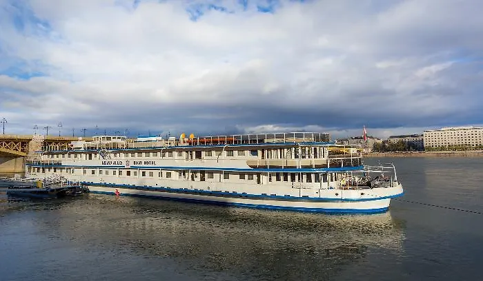 Grand Jules Boat Hotel Budapeszt