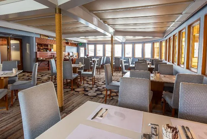 Grand Jules Boat 3*